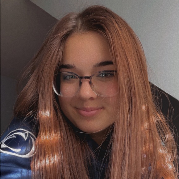 Meet your Posher, Lauren - Picture 1 of 1